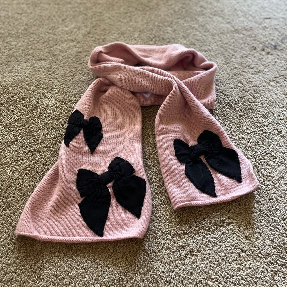 Kate spade pink bow wool blend scarf.